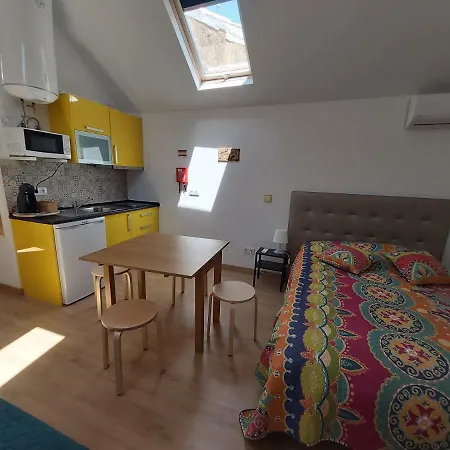 Tipico Romantico Ii Apartment